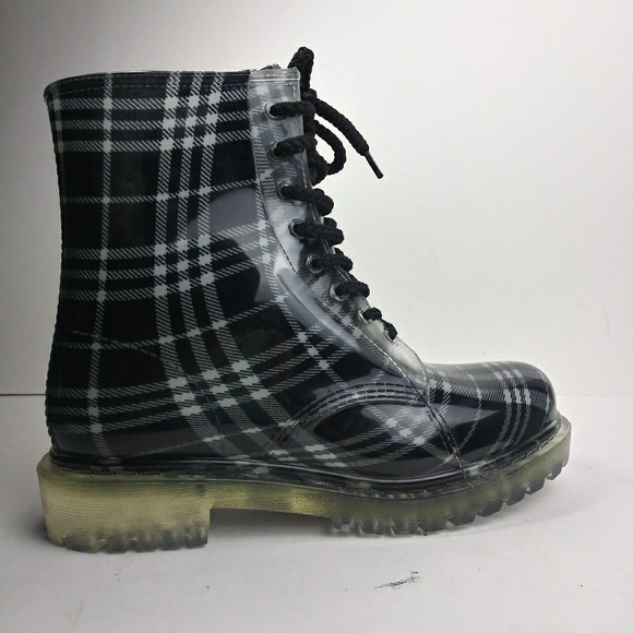 Dirty Laundry Shoes - Dirty Laundry Roadie Plaid Rain Boots Sz 7NWOT